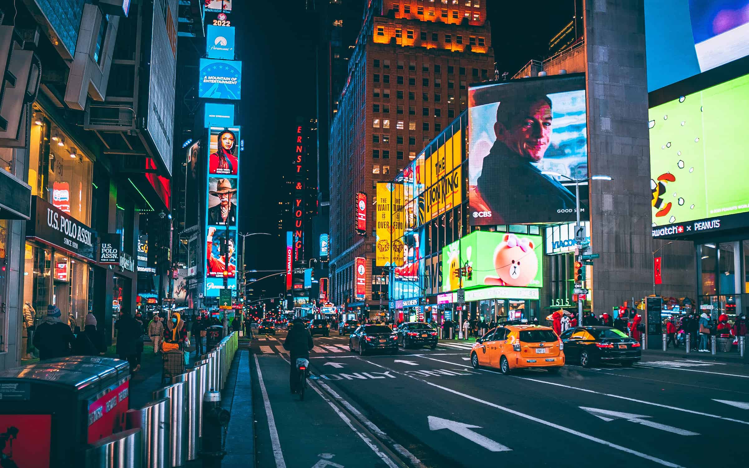 What Are Digital Signs Freestanding Outdoor Advertisements digital signs